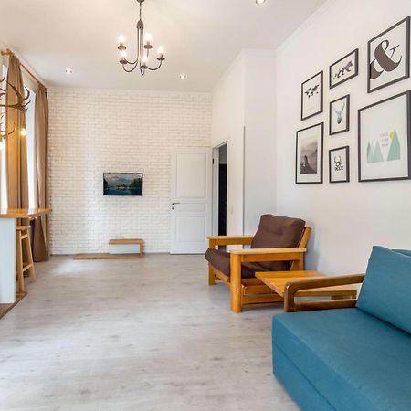 קייב Apartments On Velyka Vasylkivska 47 מראה חיצוני תמונה