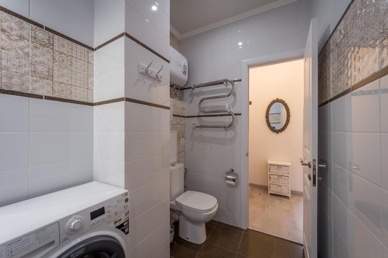 קייב Apartments On Velyka Vasylkivska 47 מראה חיצוני תמונה