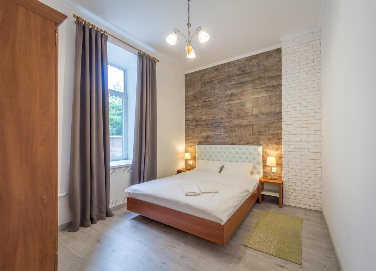 קייב Apartments On Velyka Vasylkivska 47 מראה חיצוני תמונה